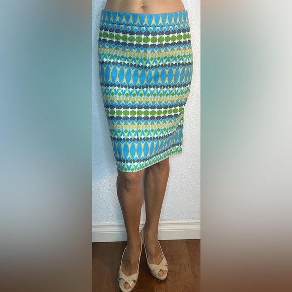J. Crew “The Pencil Skirt” Basketweave Cotton Multi Color Aztec Design (12) - Picture 2 of 9